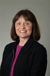 Profile image for Lesley Tyler
