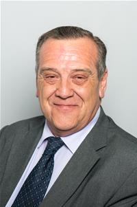 Profile image for Councillor Bob Perry